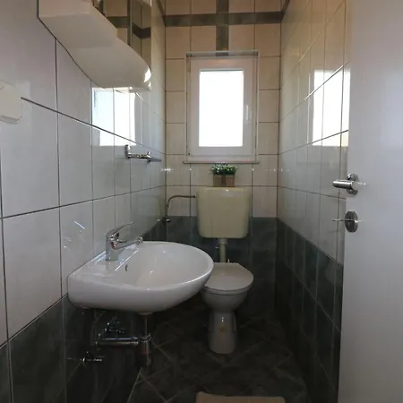 Hotel Ferienhaus-in-porec-mit-pool-melisa-6 Porec
