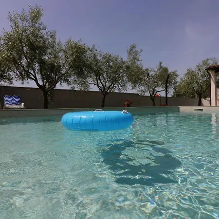 Ferienhaus-in-porec-mit-pool-melisa-6
