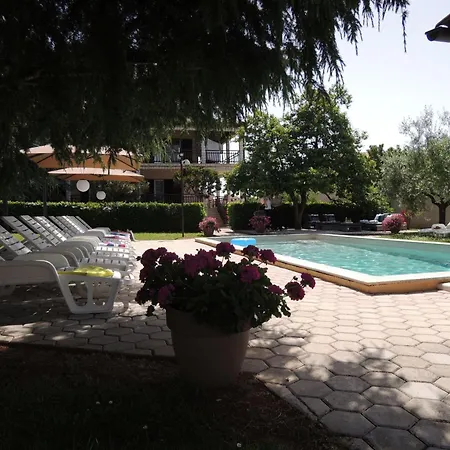 Ferienhaus-in-porec-mit-pool-melisa-6