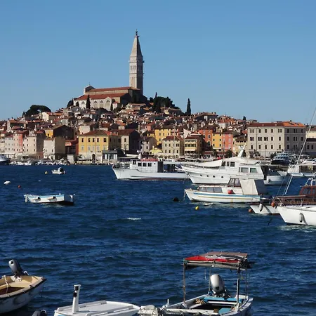 Ferienhaus-in-porec-mit-pool-melisa-6 3*